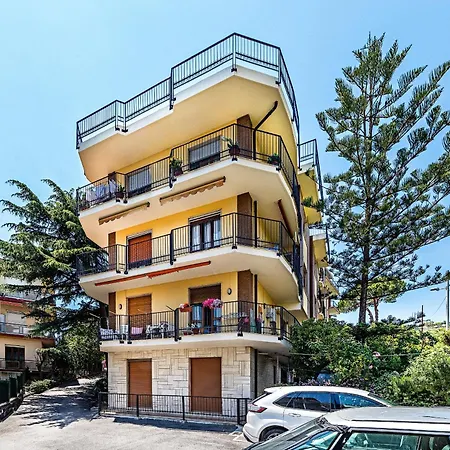 Apartment Le Orchidee 19 By Wonderful Italy *